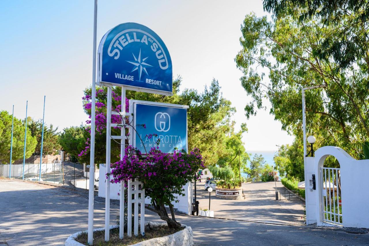 Villaggio Stella Del Sud & Resort Pisciotta Exterior photo
