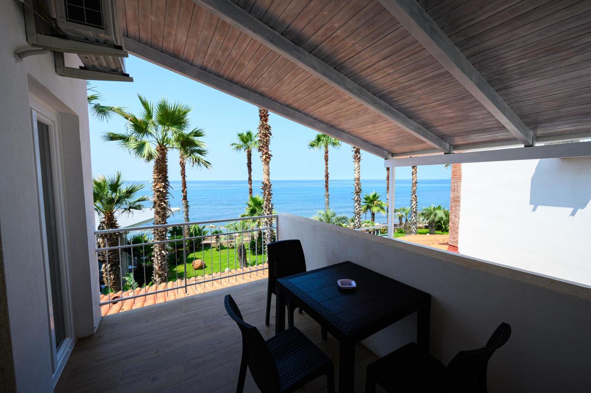 Villaggio Stella Del Sud & Resort Pisciotta Exterior photo